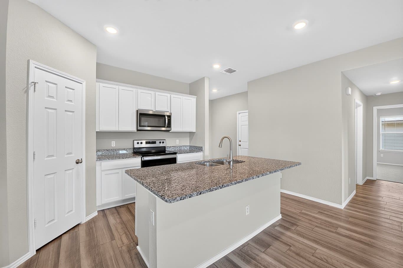 Temple House: 8721 Cantera Ridge Rd