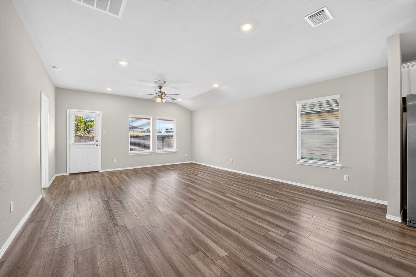 Temple House: 8721 Cantera Ridge Rd