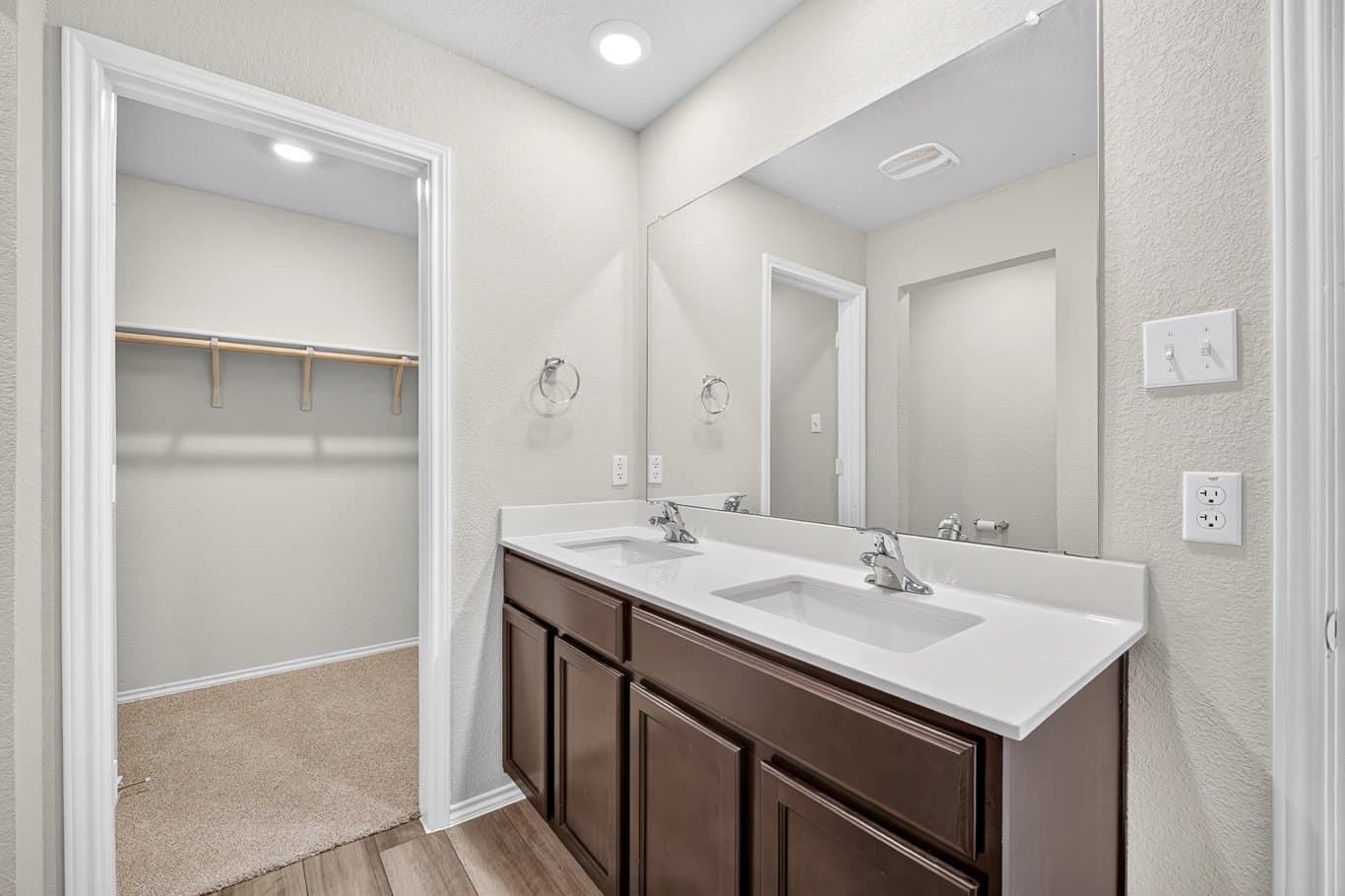 Temple House: 8721 Cantera Ridge Rd