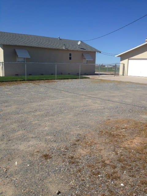 Oakdale House: 9347 Warnerville Rd