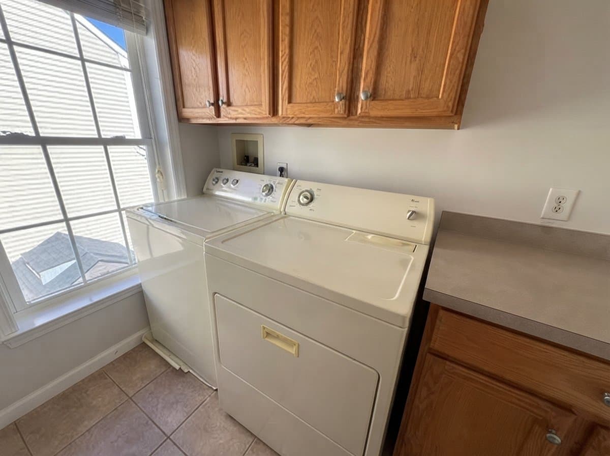 Toms River House: 107 Poe Ave