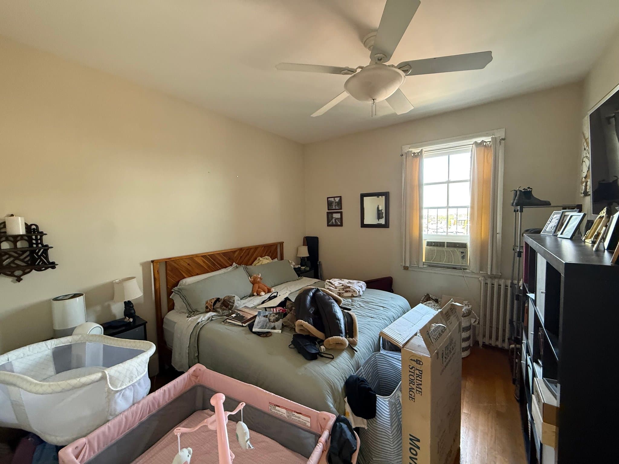 Boston Condo: 261 Commonwealth Ave