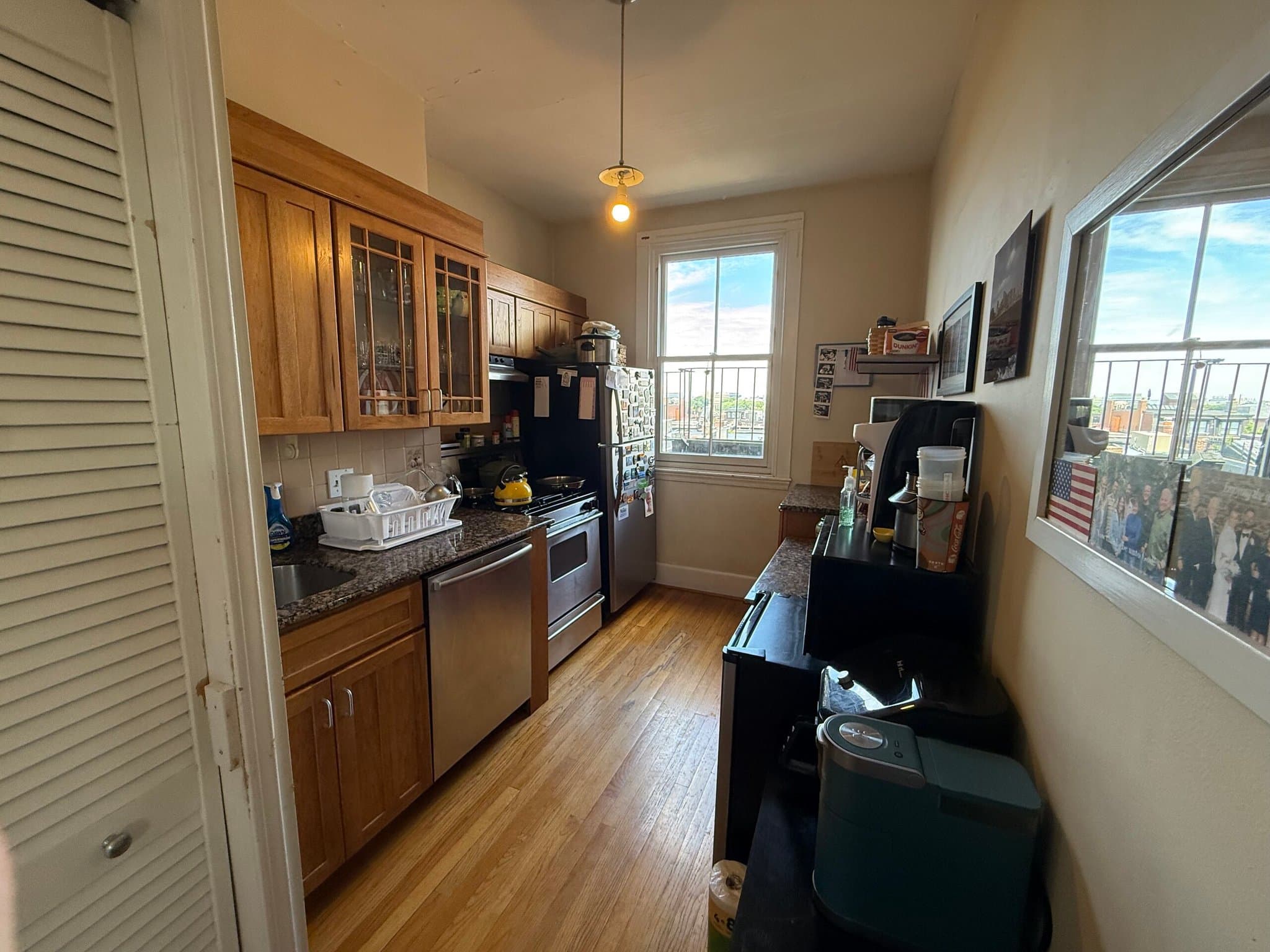 Boston Condo: 261 Commonwealth Ave