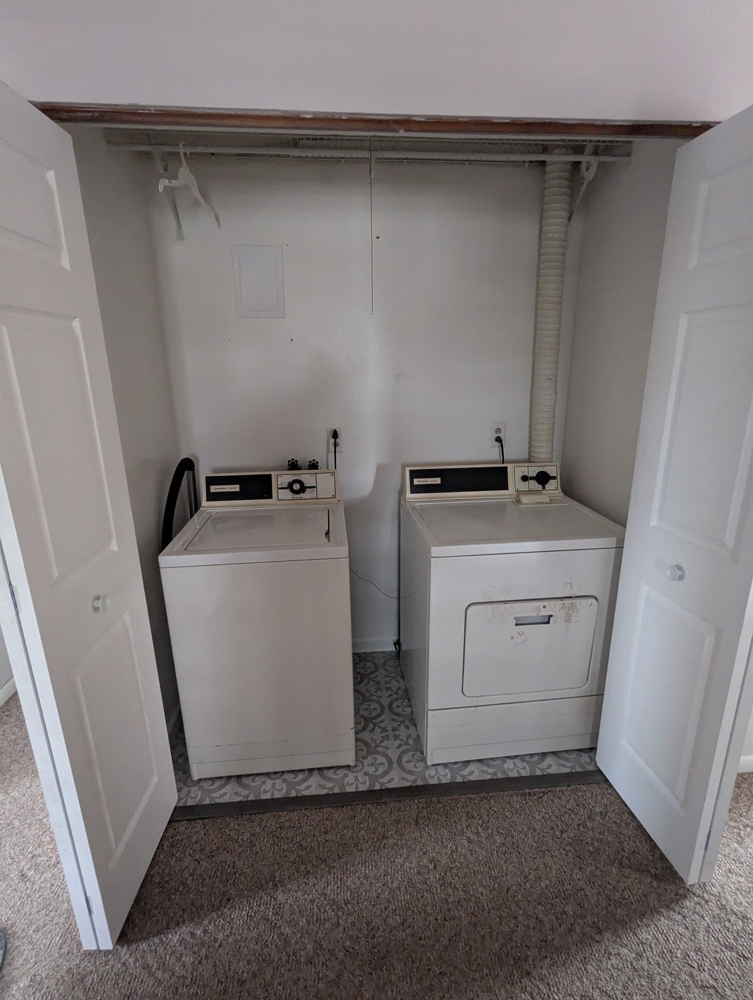 Danville House: 503 1/2 Oak Street