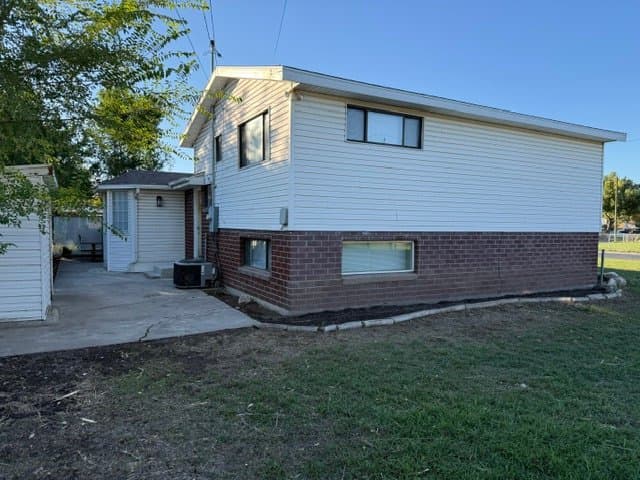 West Valley City House: 3781 S Market St