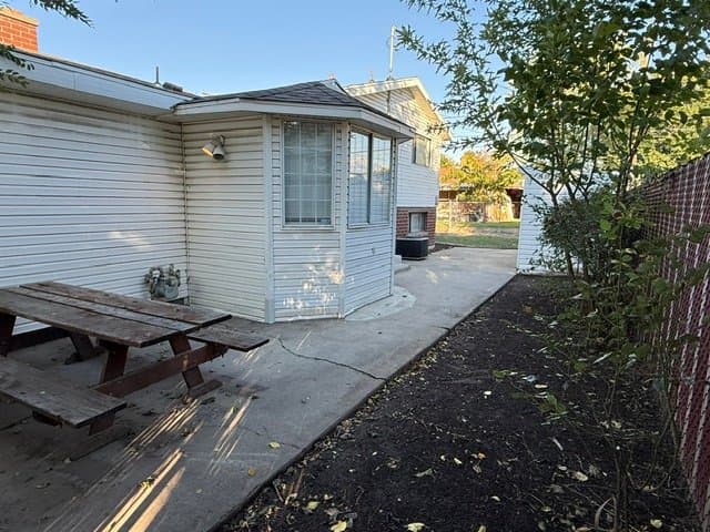 West Valley City House: 3781 S Market St