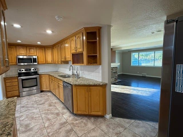 West Valley City House: 3781 S Market St