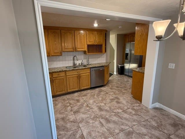 West Valley City House: 3781 S Market St