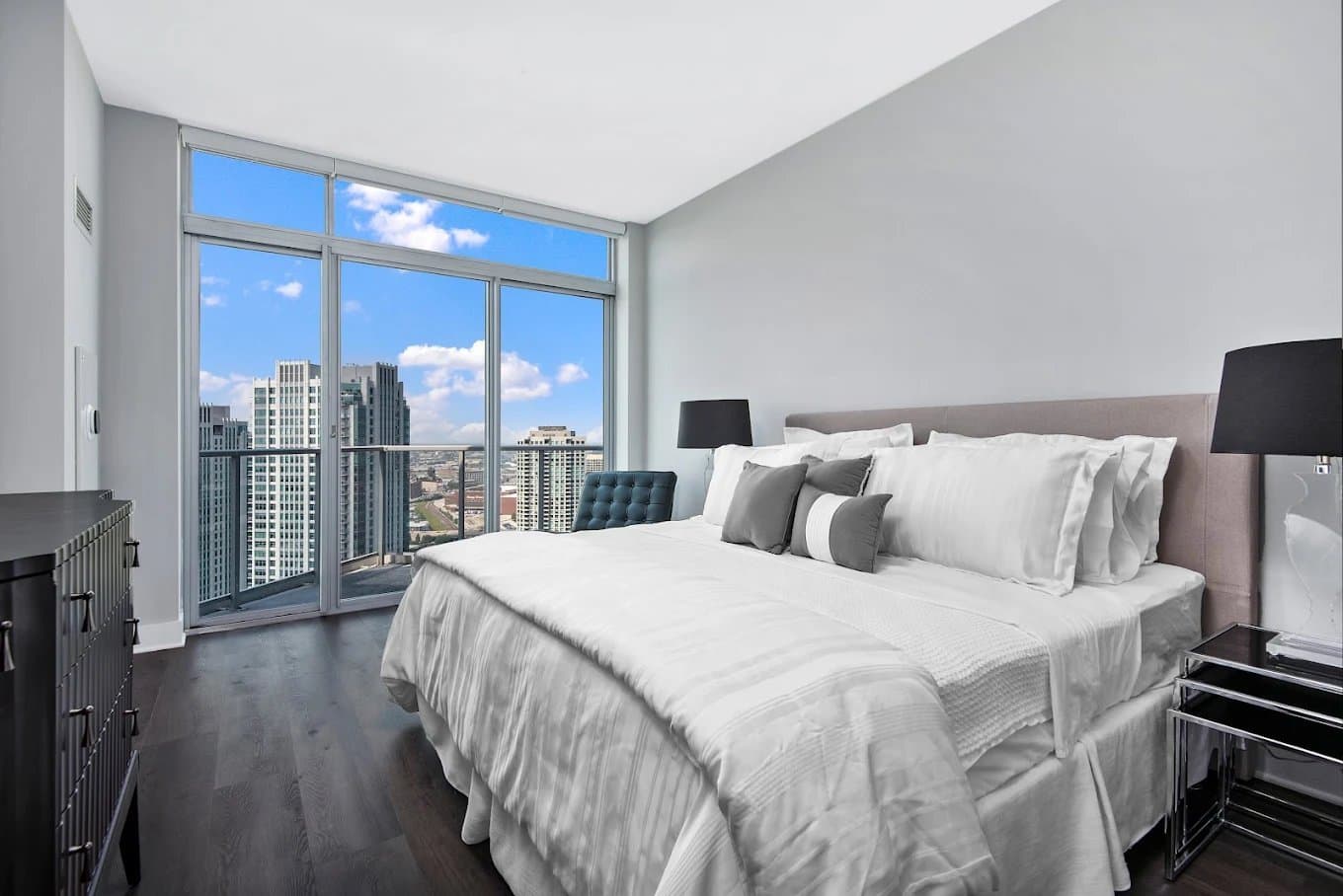Chicago Condo: 510 W Fulton St