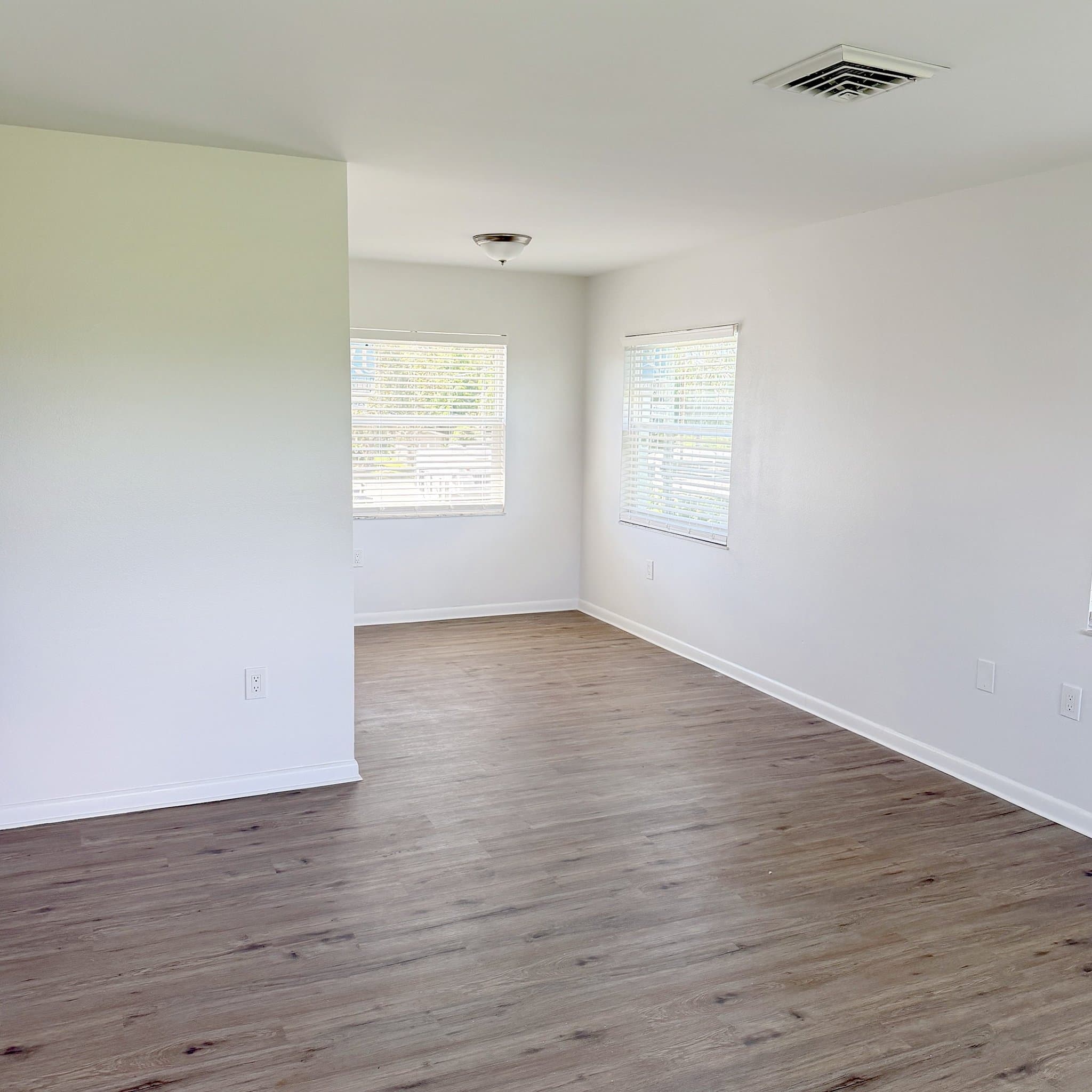 Nokomis Multiplex: 210 Albee Road West