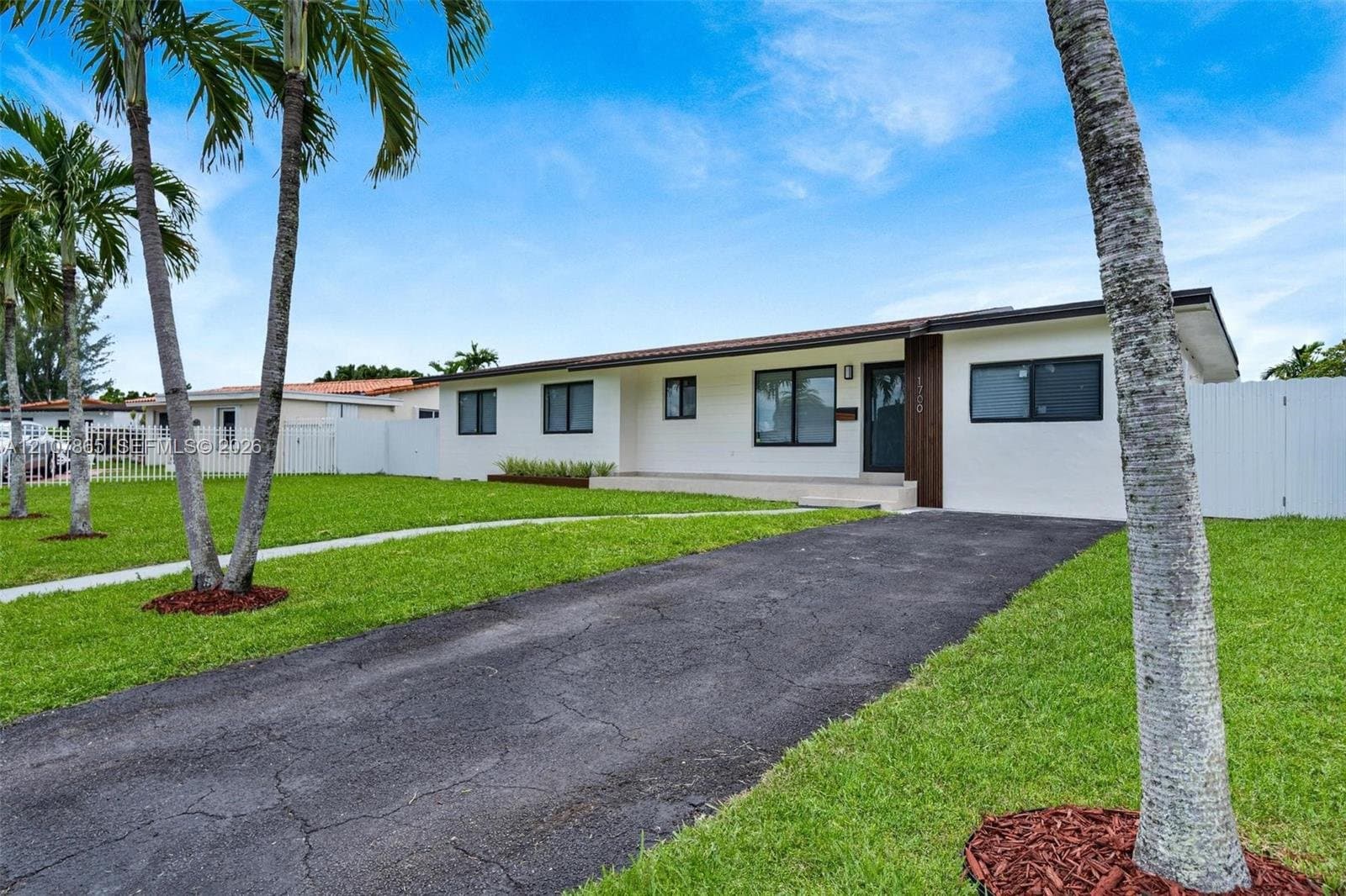 Miami House: 1735 SW 71st Ct