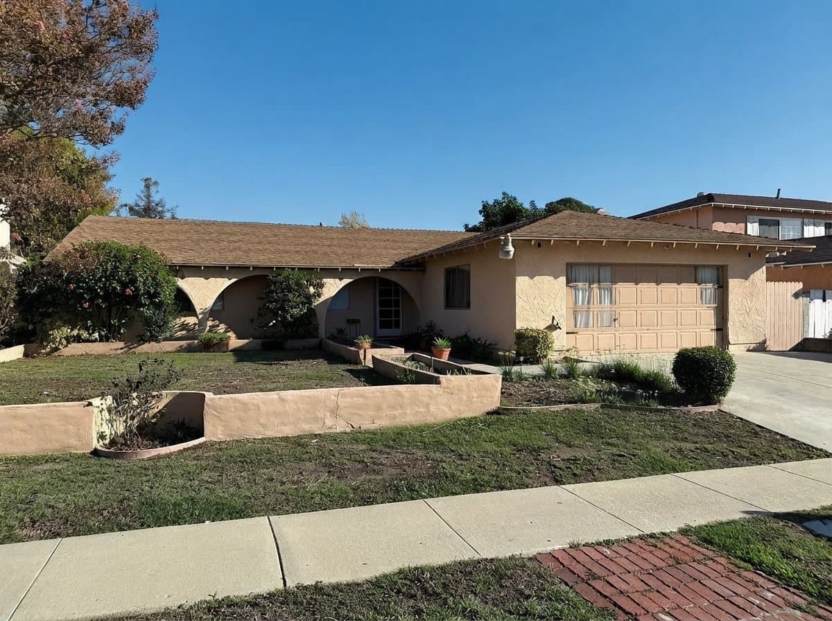Simi Valley House: 2158 Brentwood St