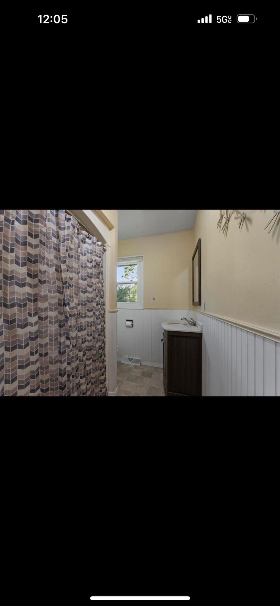 Niles House: 70600 Conrad Rd