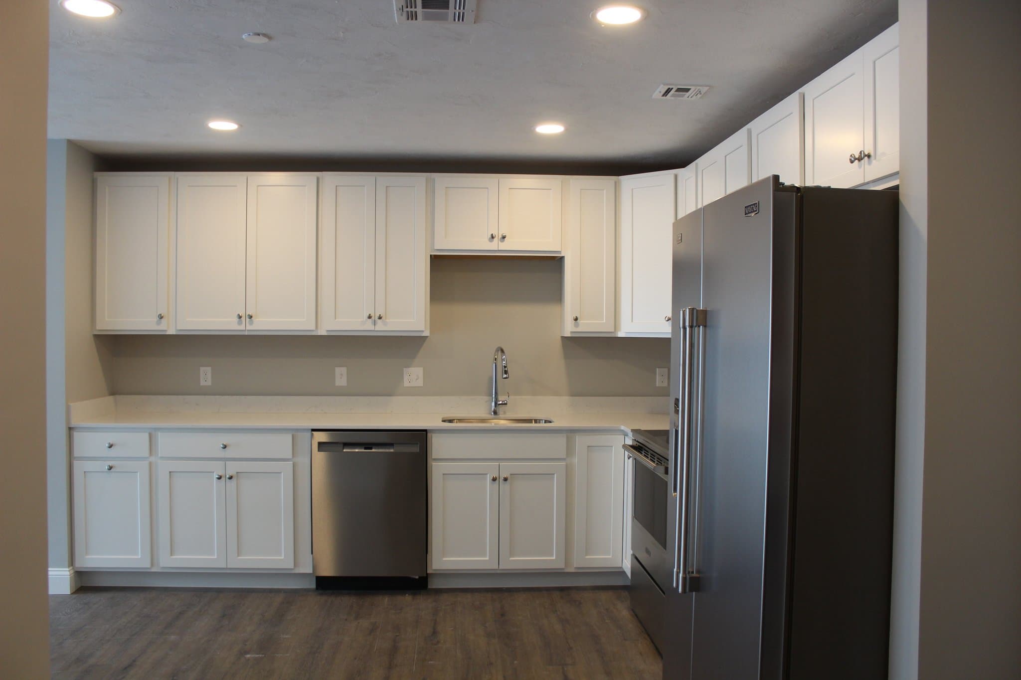 Grafton Apartment: 188 Providence Rd, Building 2000