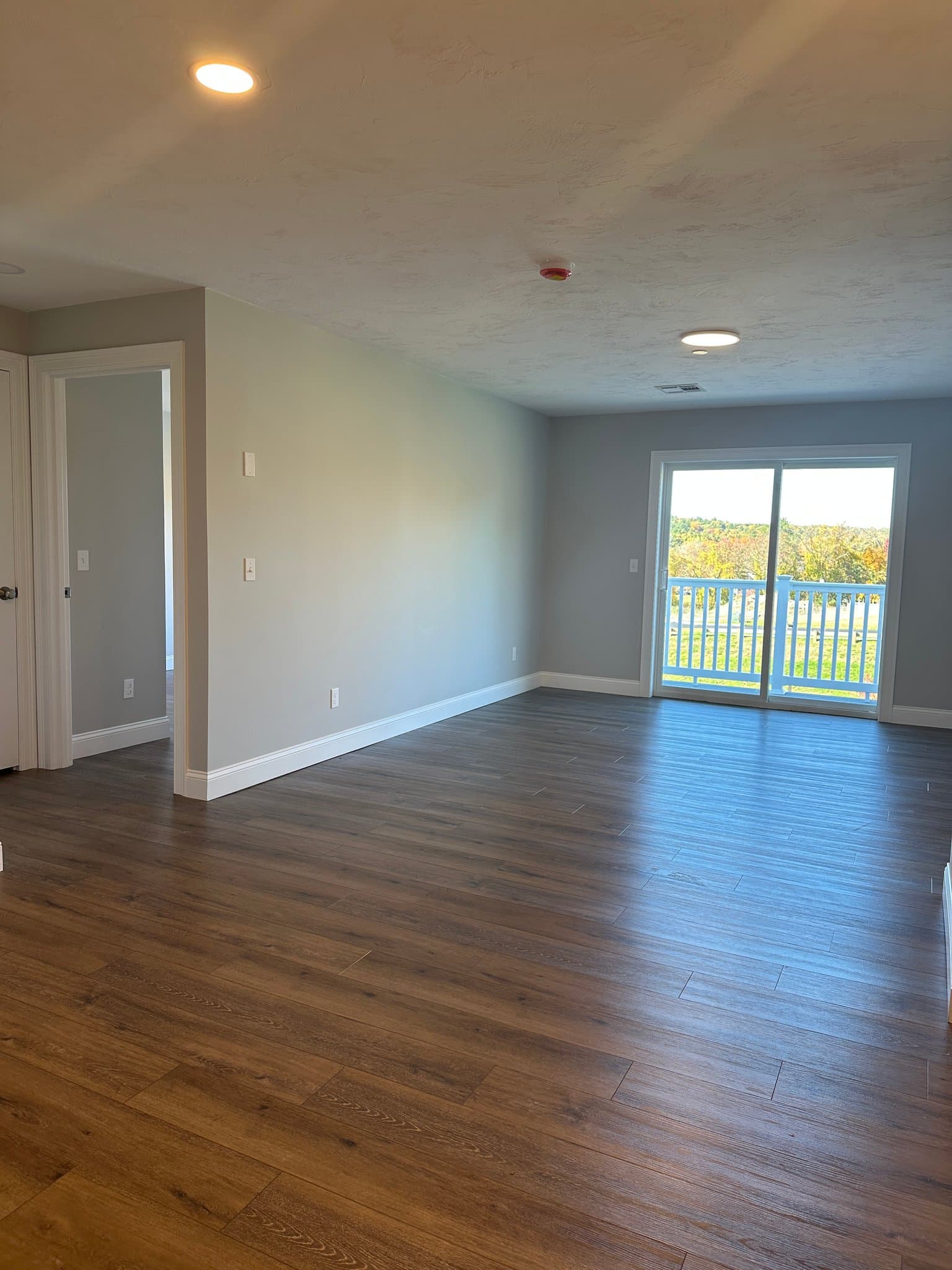 Grafton Apartment: 188 Providence Rd, Building 2000