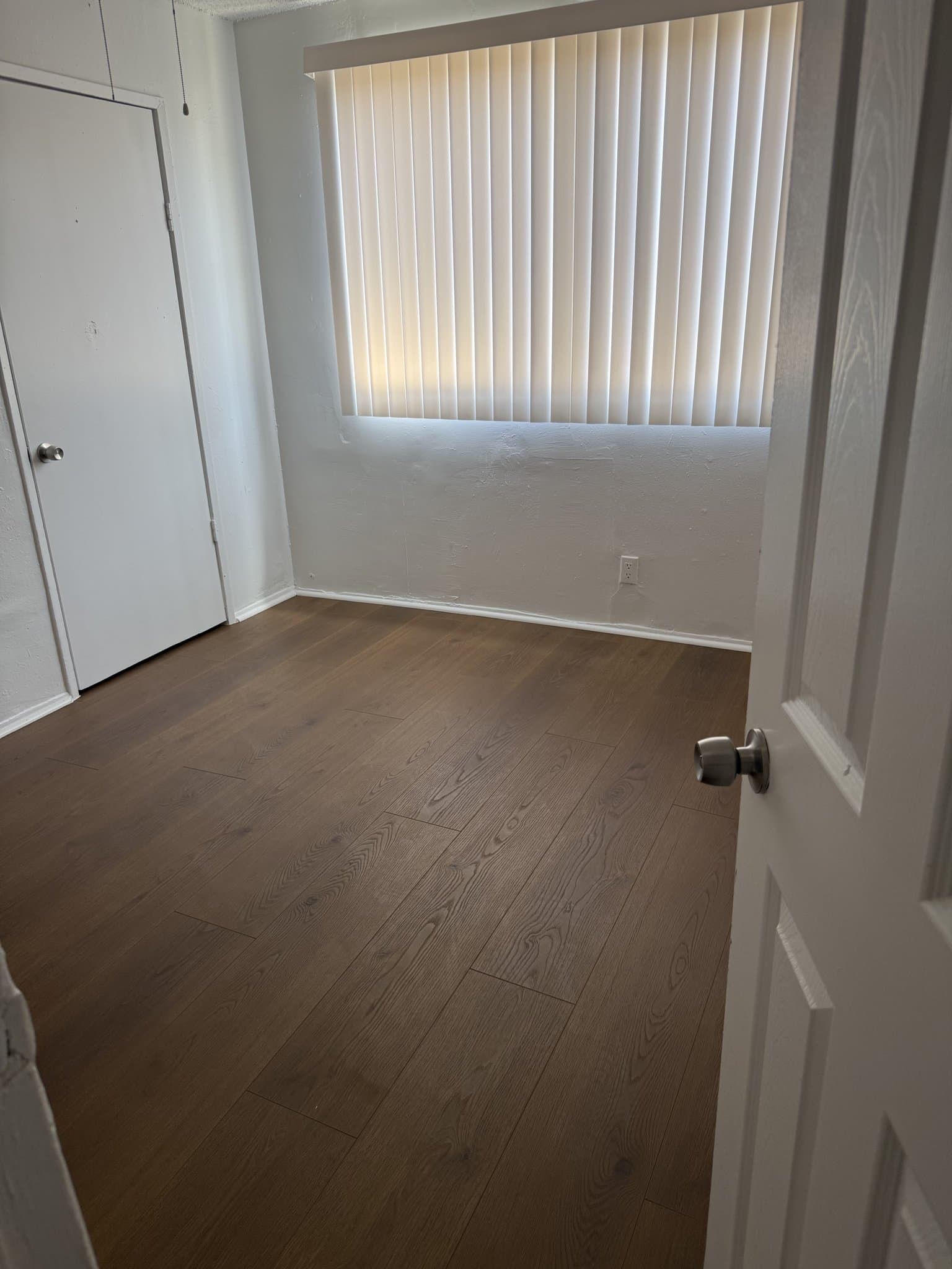 Los Angeles House: 3910 Walton Ave