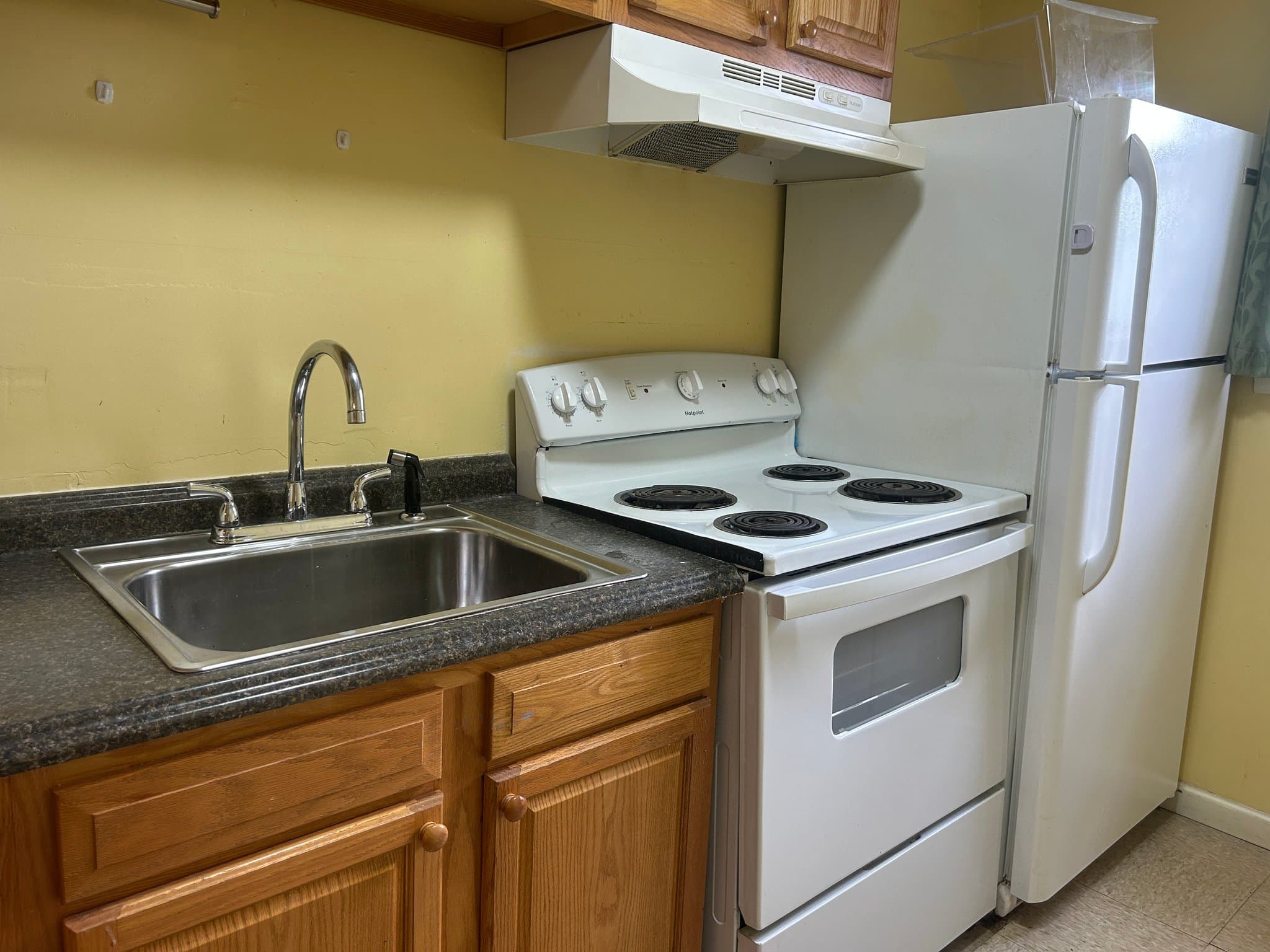 Binghamton Apartment: 61 Walnut St