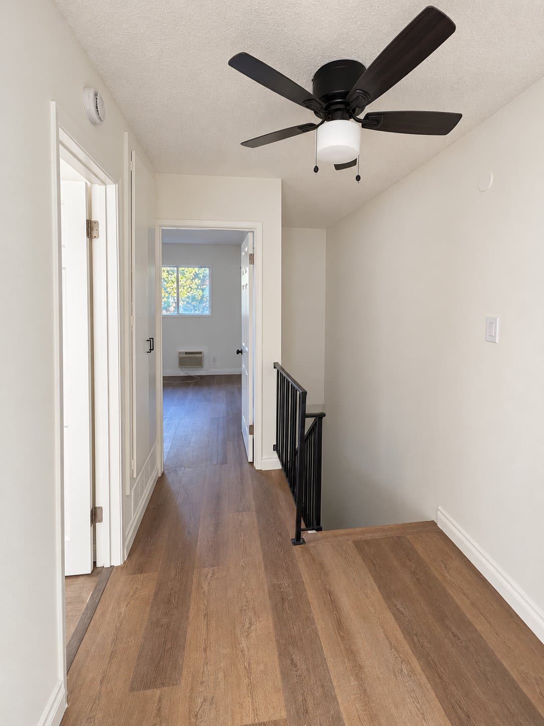 Anaheim Apartment: 1670 W Broadway