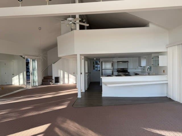 Tiverton House: 0 stafford rd