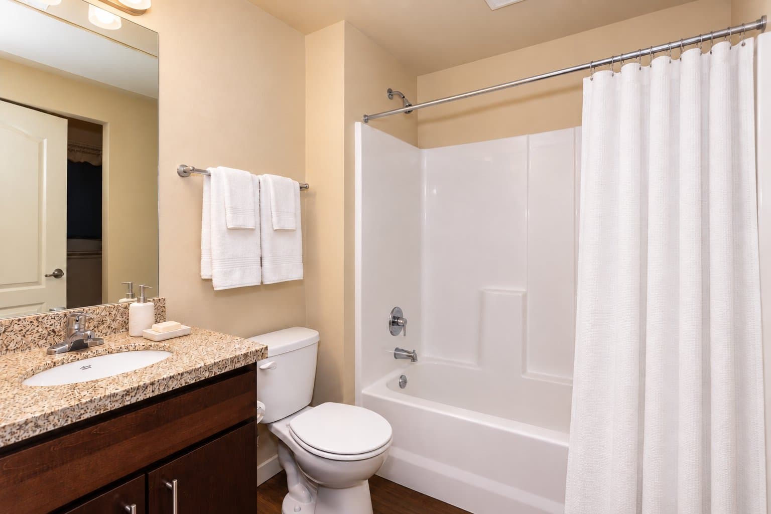 COLORADO SPRINGS Apartment: 1192 Westmoreland