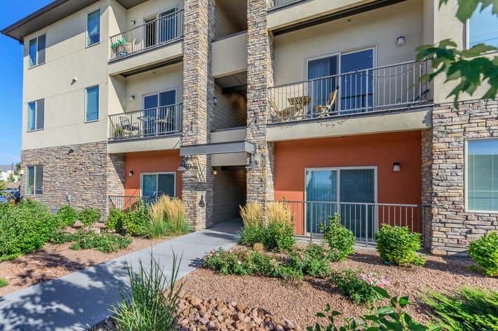 COLORADO SPRINGS Apartment: 1192 Westmoreland