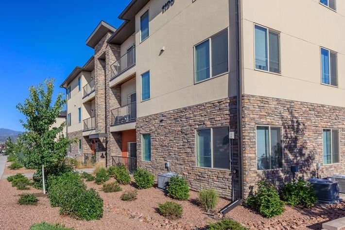 COLORADO SPRINGS Apartment: 1192 Westmoreland