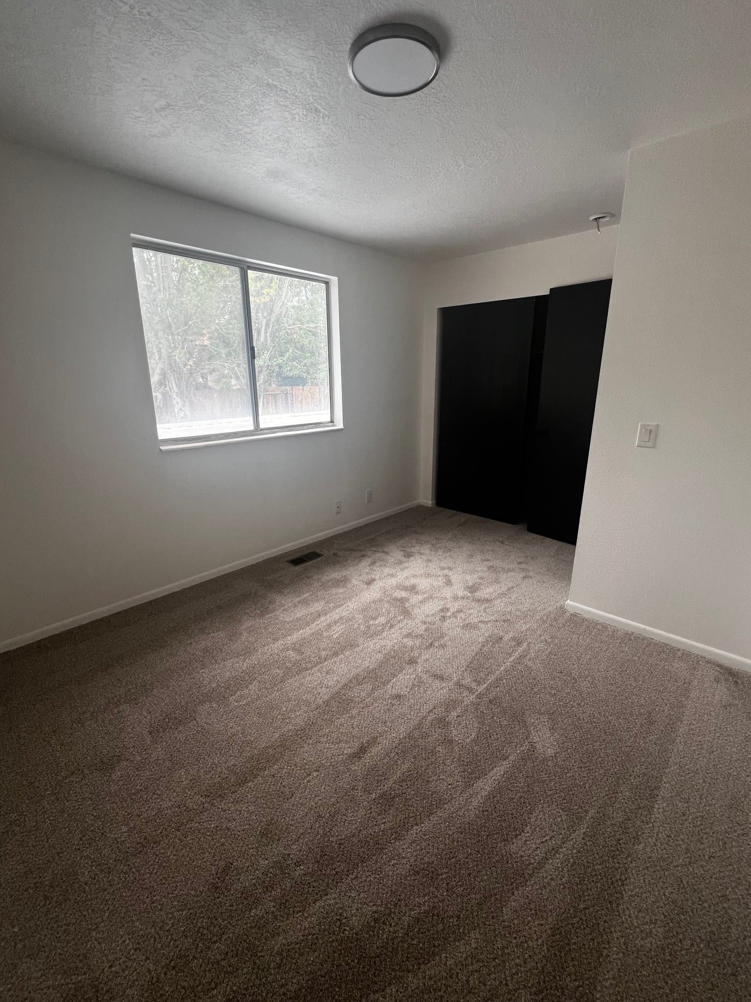 Salt Lake City Single Room: 3895 W Brixton Rd