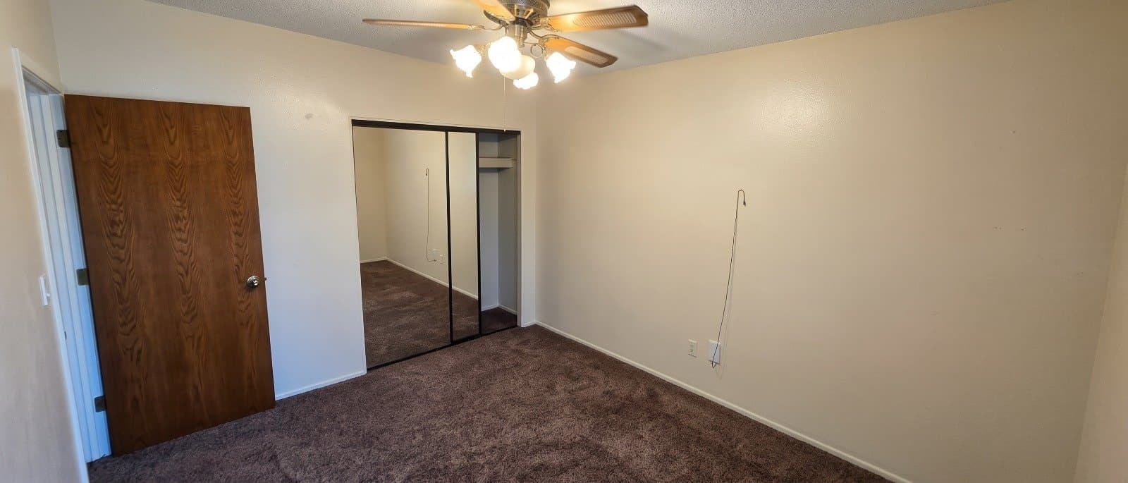 Mesa Multiplex: Mesa Dr - E Frost Cir (24 Units)