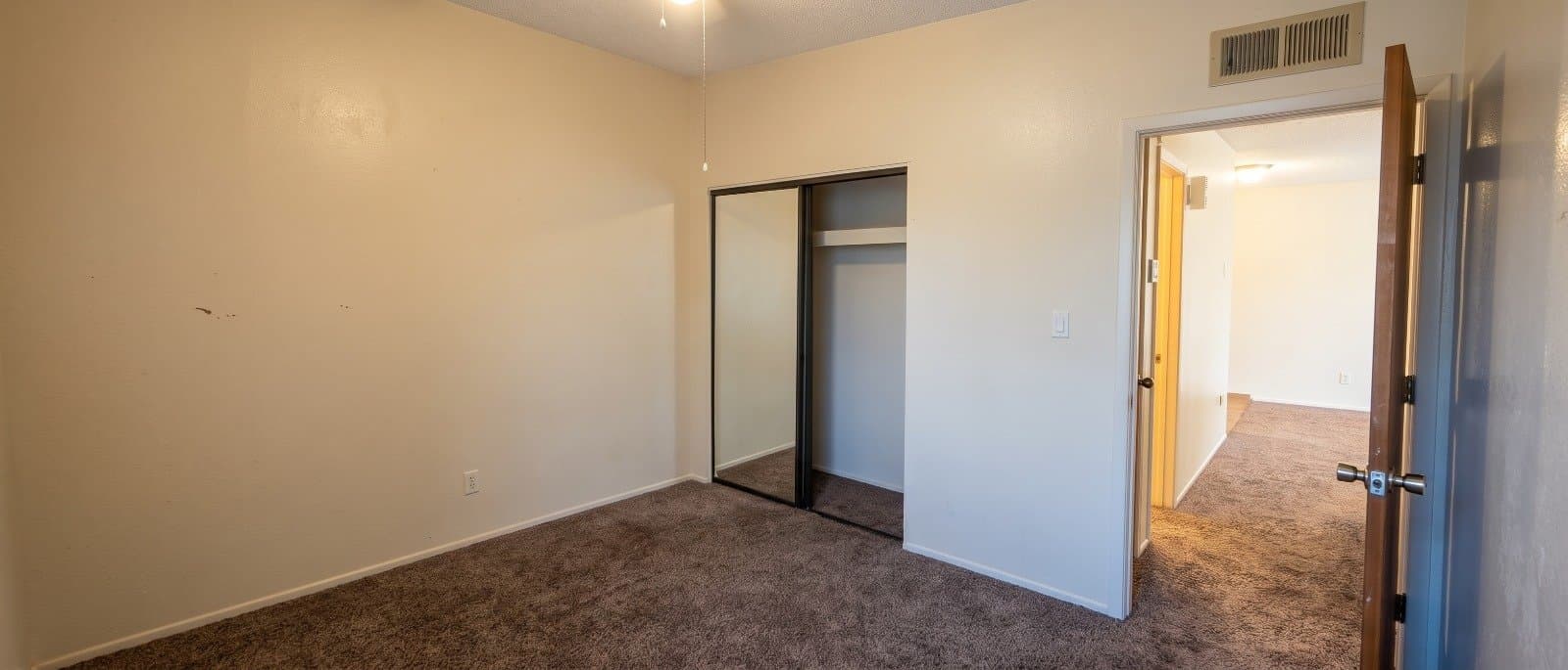 Mesa Multiplex: Mesa Dr - E Frost Cir (24 Units)