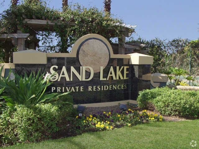 Orlando Apartment: 8915 Latrec Ave