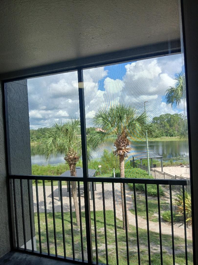 Orlando Apartment: 8915 Latrec Ave