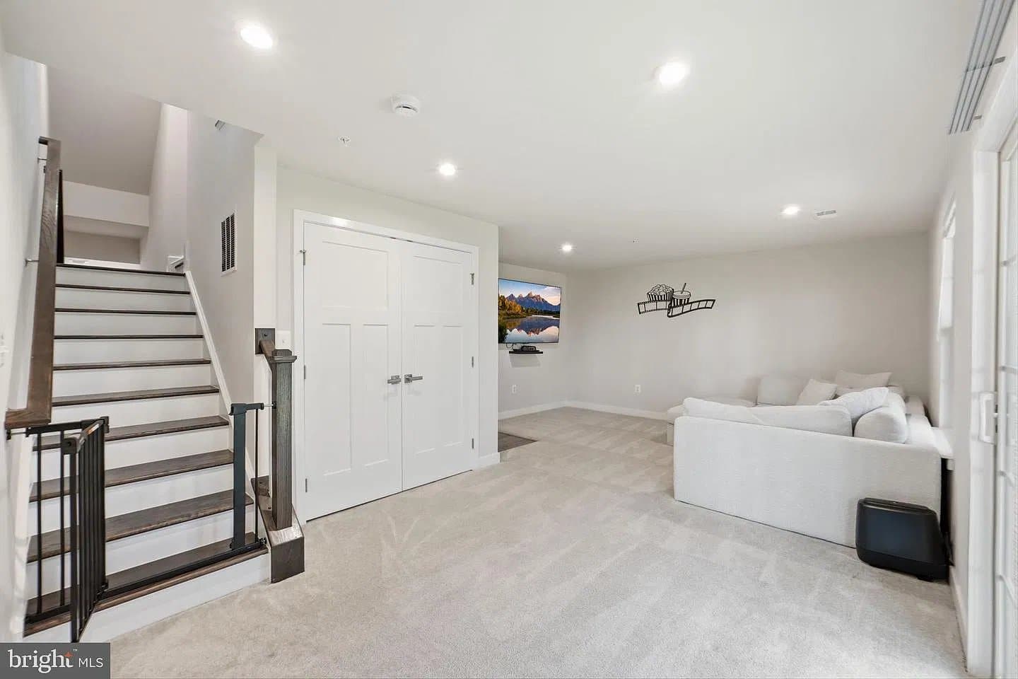Upper Marlboro Townhome: 8805 Sybil Ln
