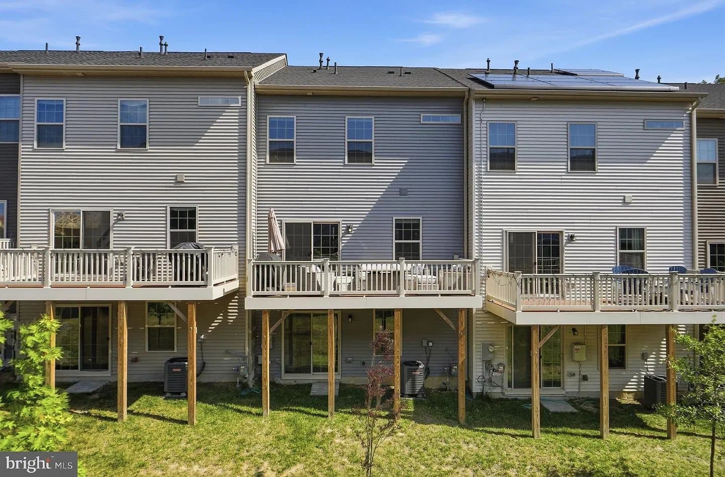 Upper Marlboro Townhome: 8805 Sybil Ln