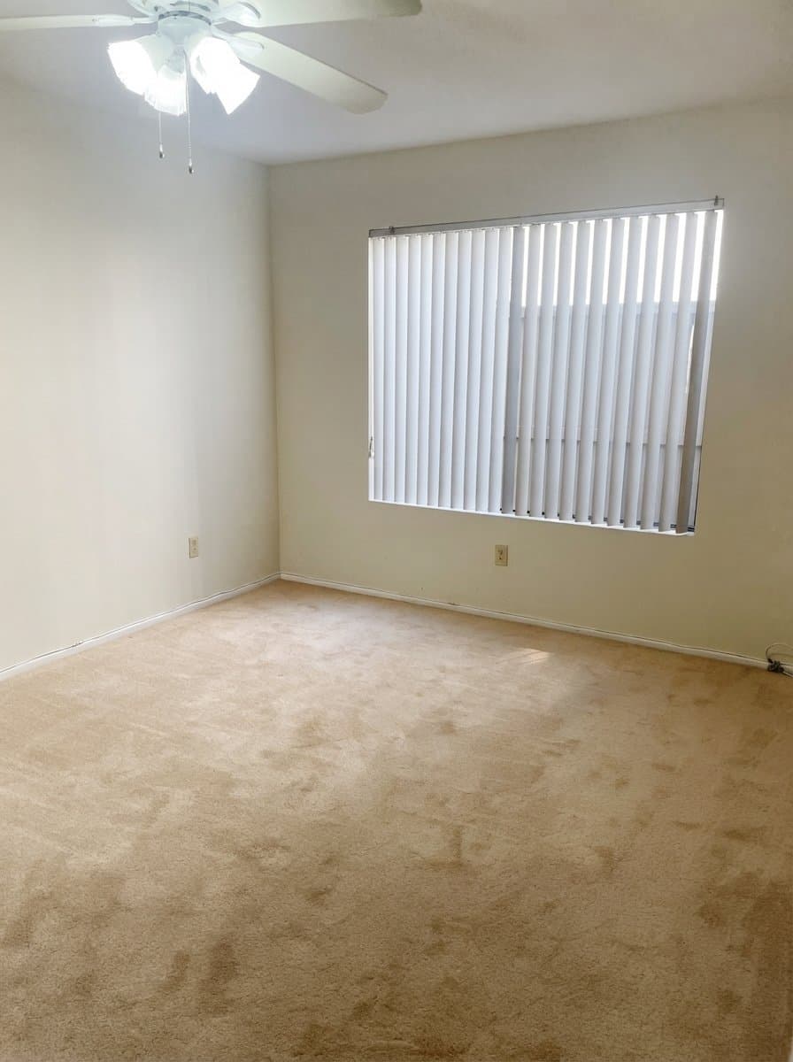 Escondido Condo: 450 W Vermont Ave
