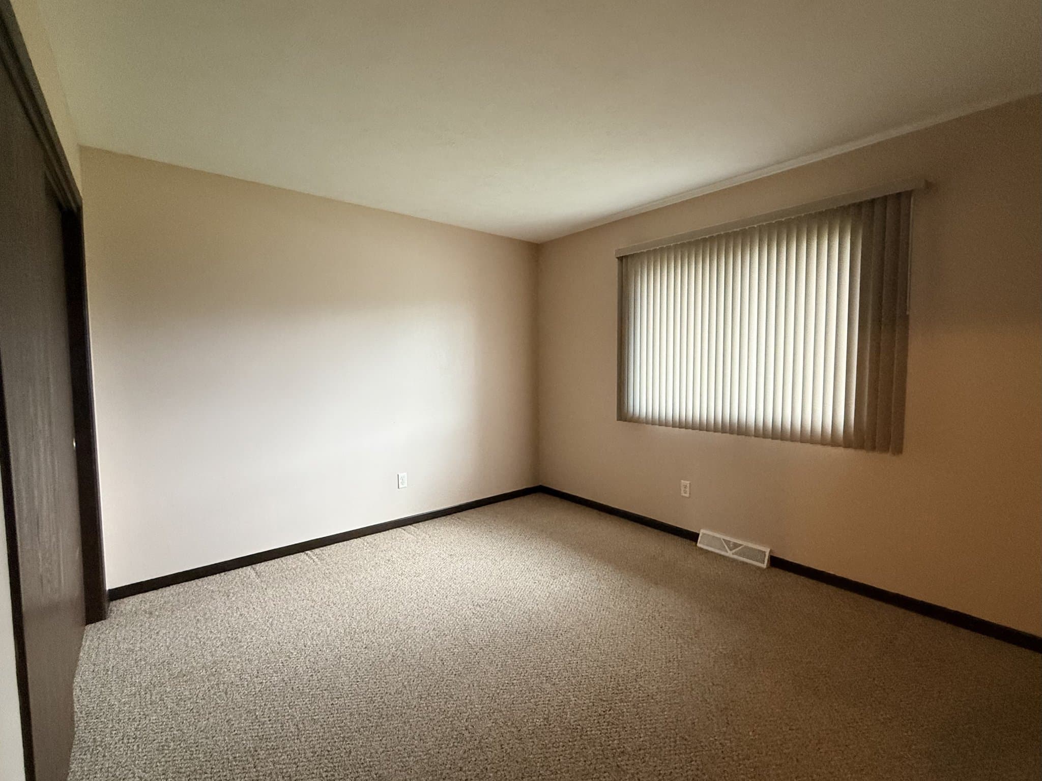 Rockton Condo: 780 Salem