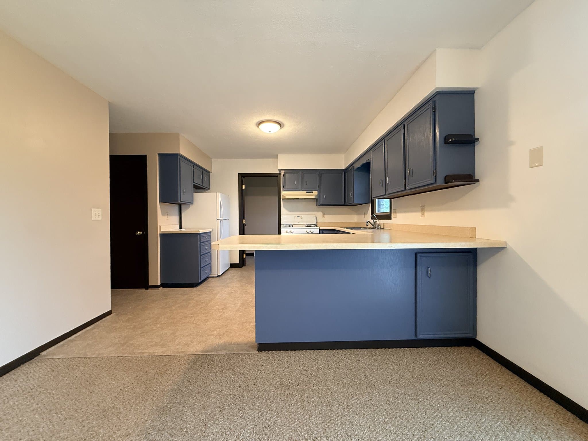 Rockton Condo: 780 Salem