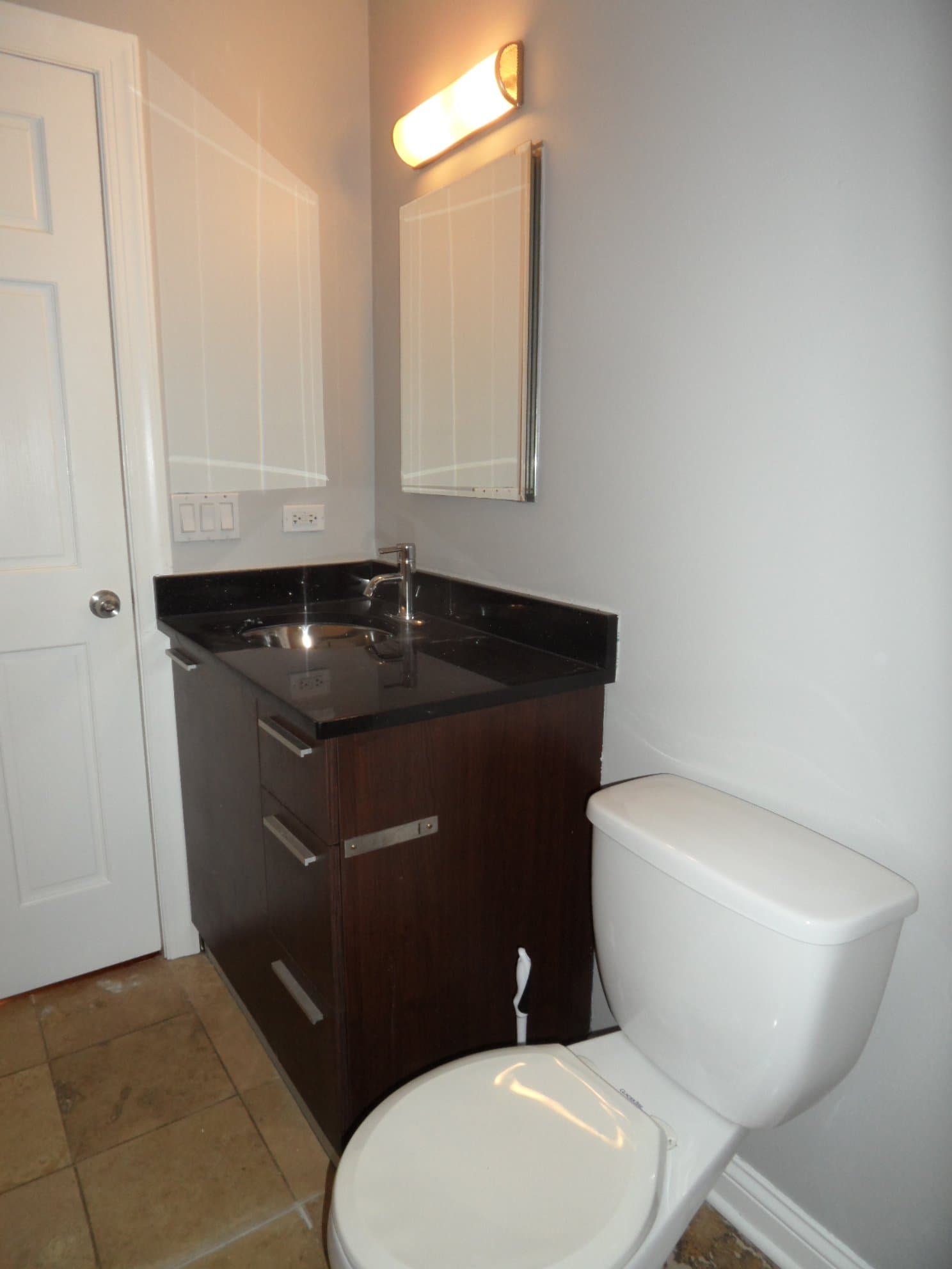 Chicago Condo: 1360 W Estes Ave