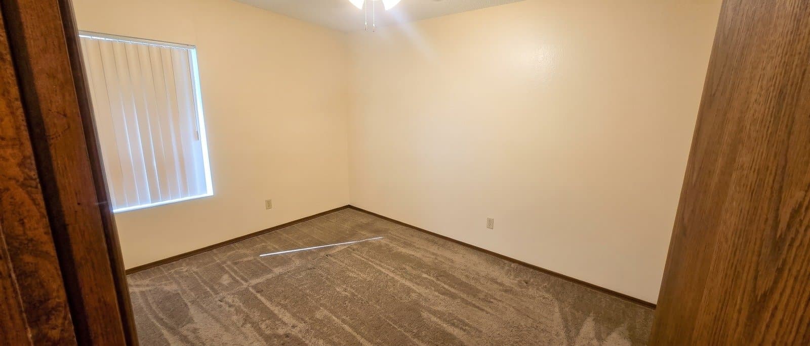 Mesa Multiplex: Mesa Dr - E Frost Cir (24 Units)