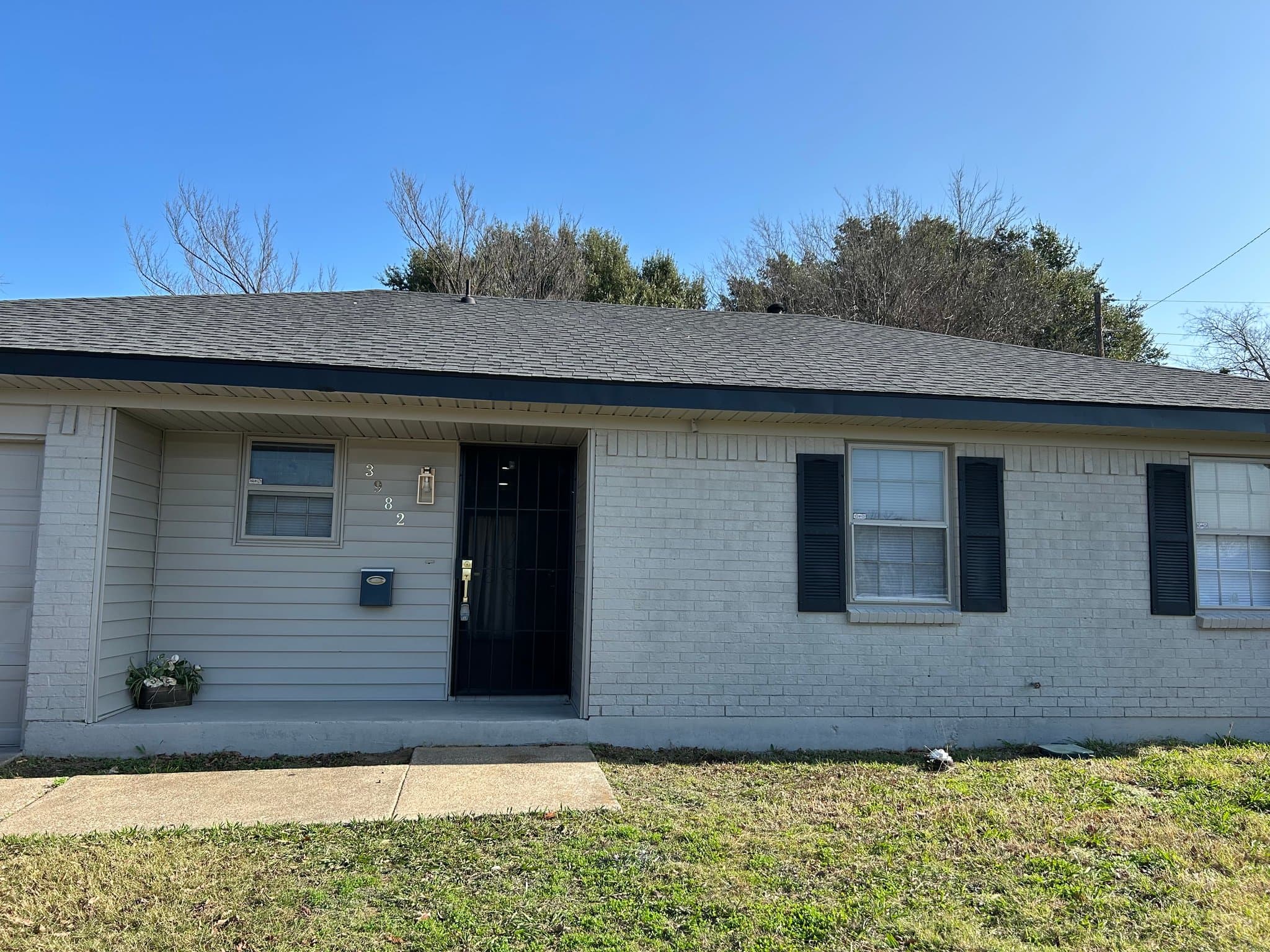 Dallas House: 3982 Granite Hill Dr