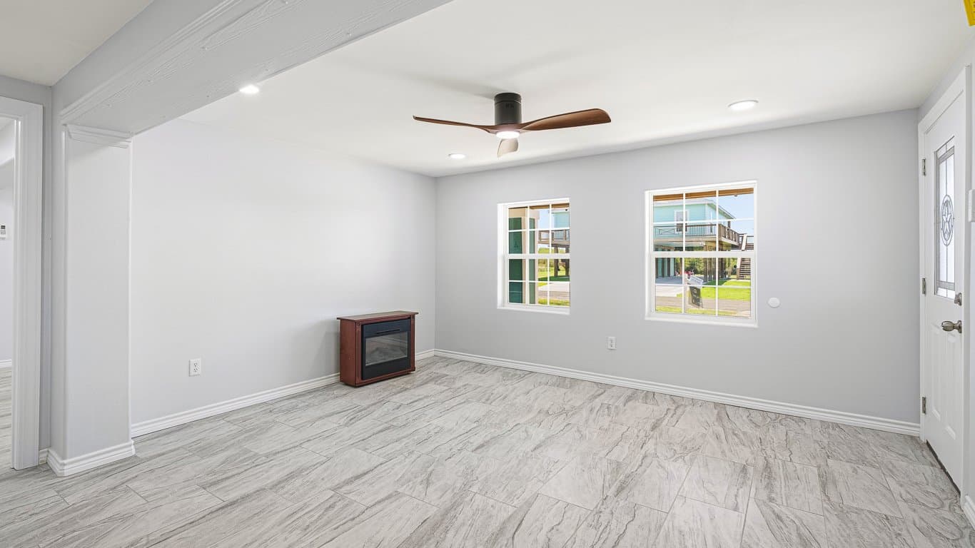 Rockport Multiplex: 257 W Club Oak Ln
