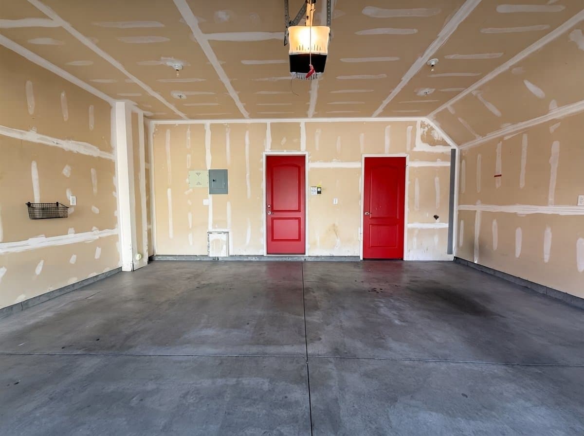 Pleasant Grove Townhome: 25 S 1520 W
