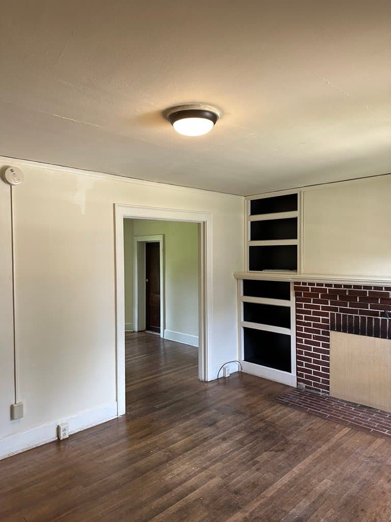 State College House: 524 S Pugh St