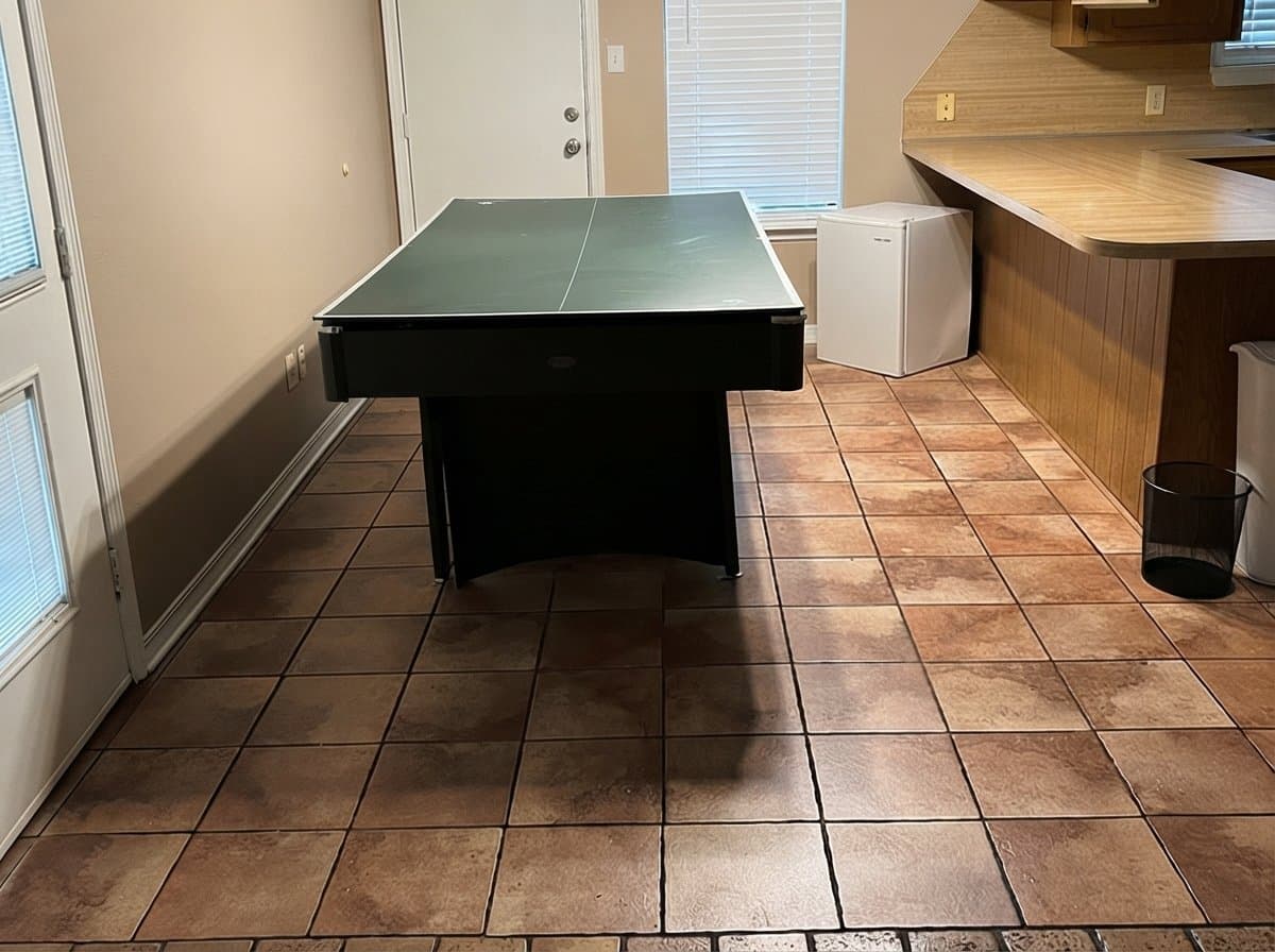 Shreveport House: 7756 Longbow Ln