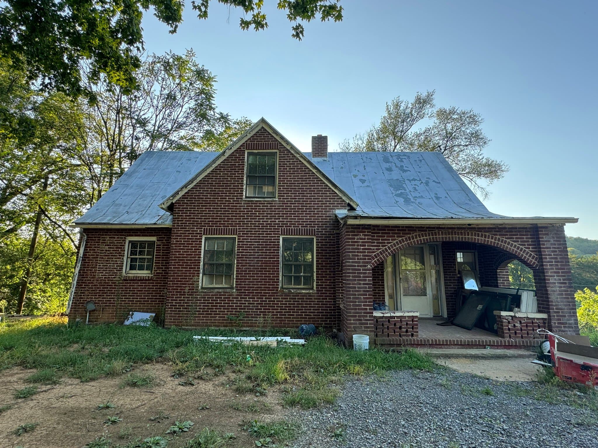 Weyers Cave House: 3612 Lee Hwy Weyers cave