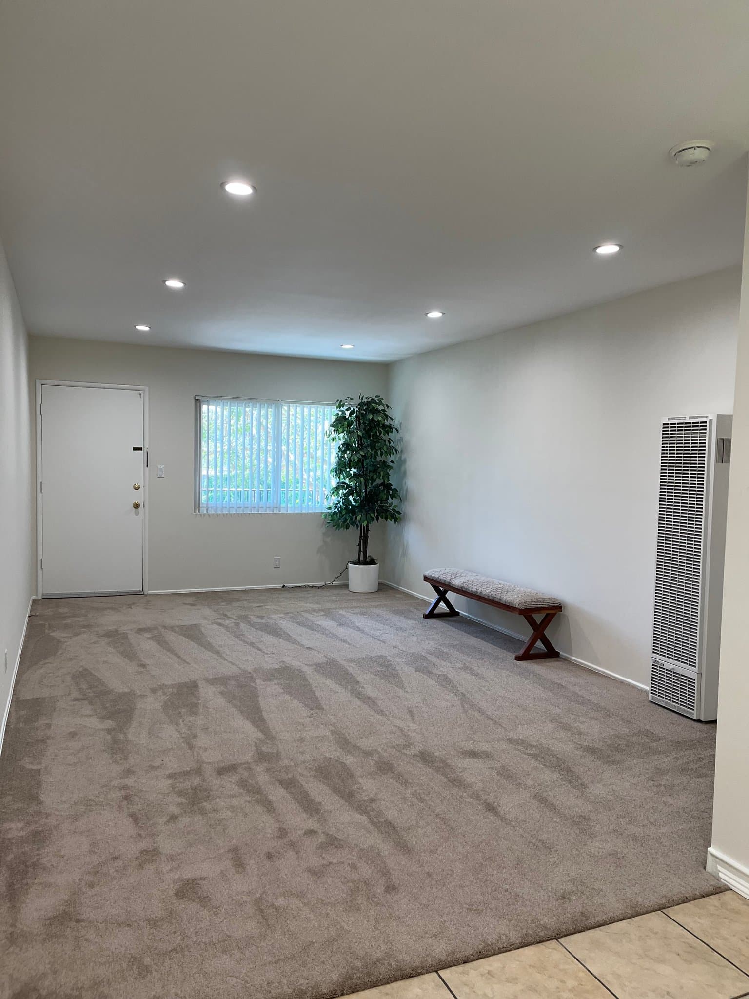 Pasadena Apartment: 251 N El Molino Ave