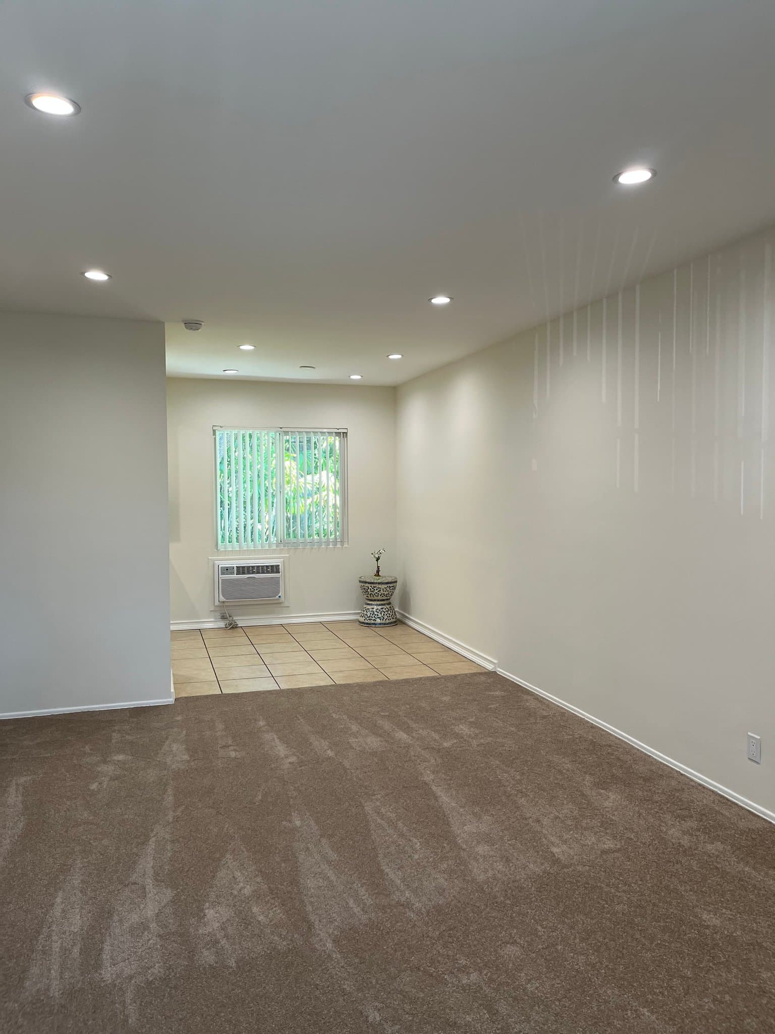 Pasadena Apartment: 251 N El Molino Ave