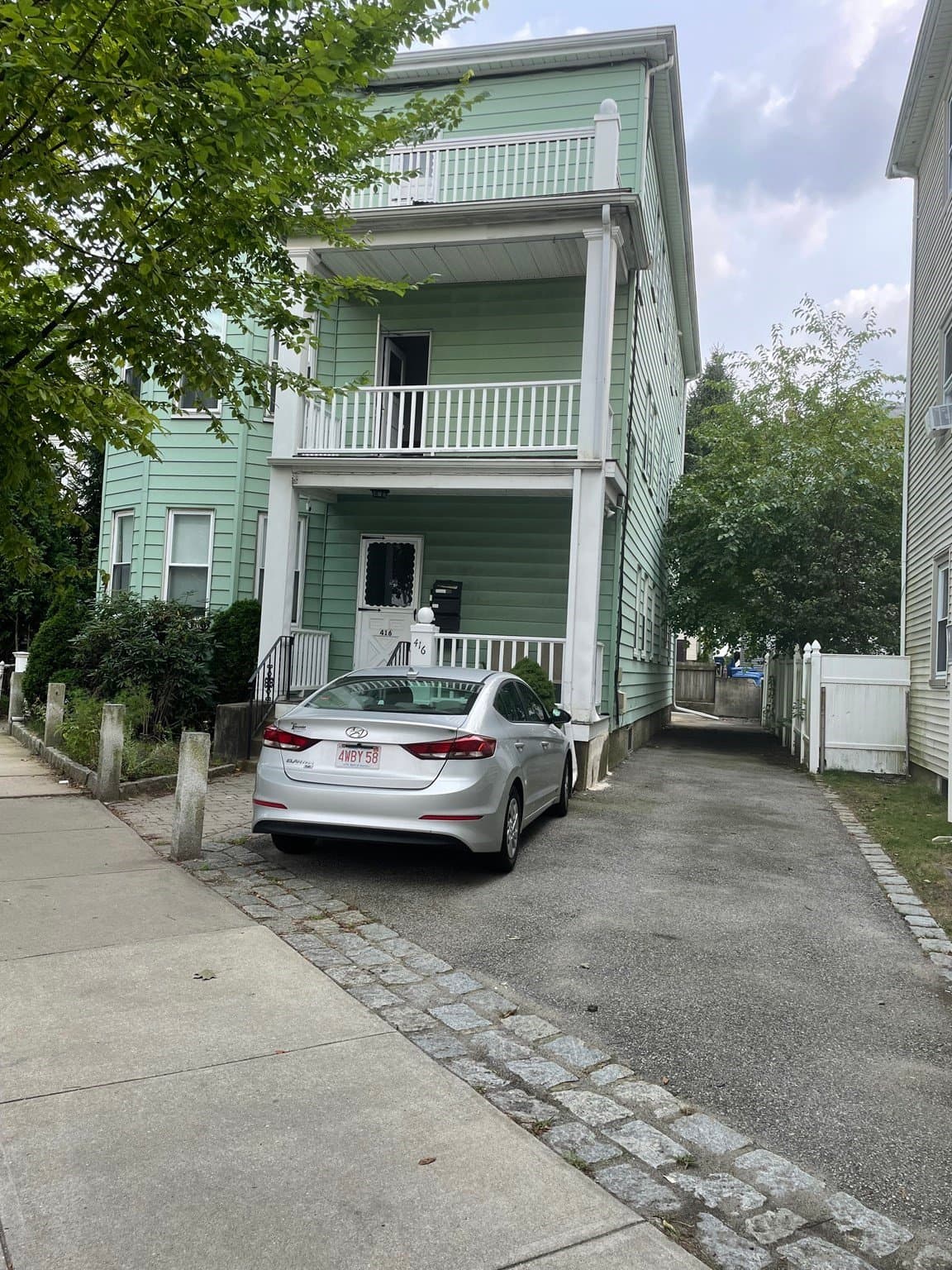 Belmont Apartment: 416 Trapelo Rd