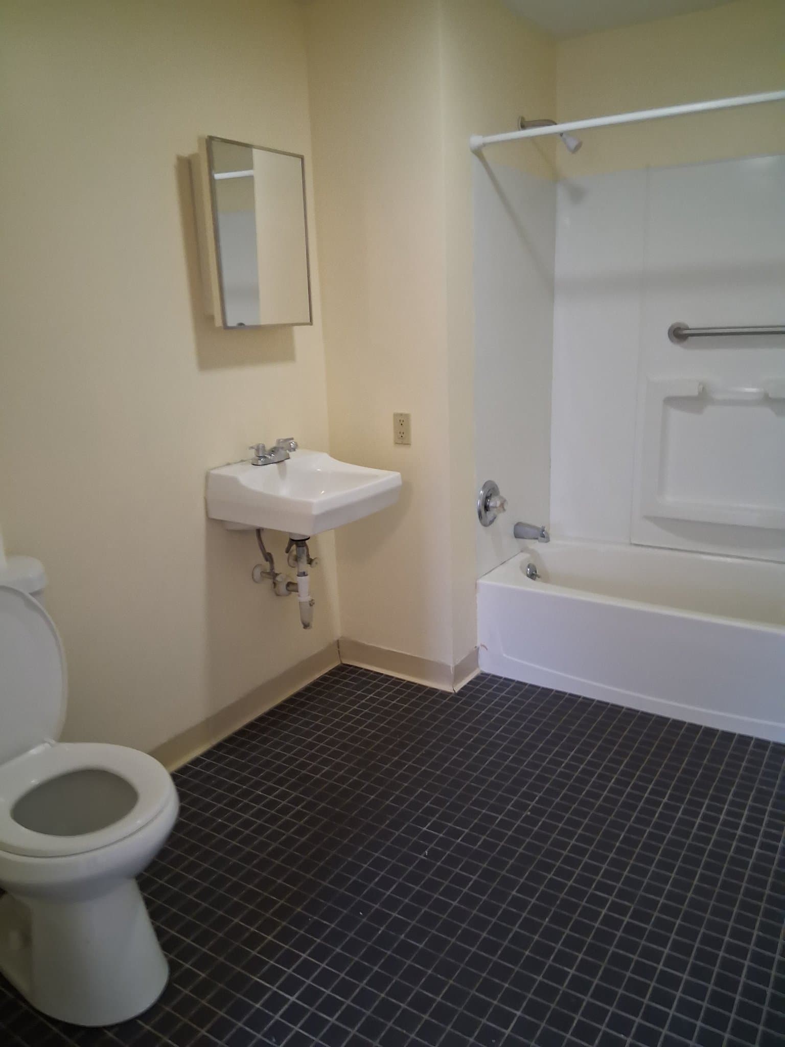 Livermore Apartment: 1506 Federal Rd