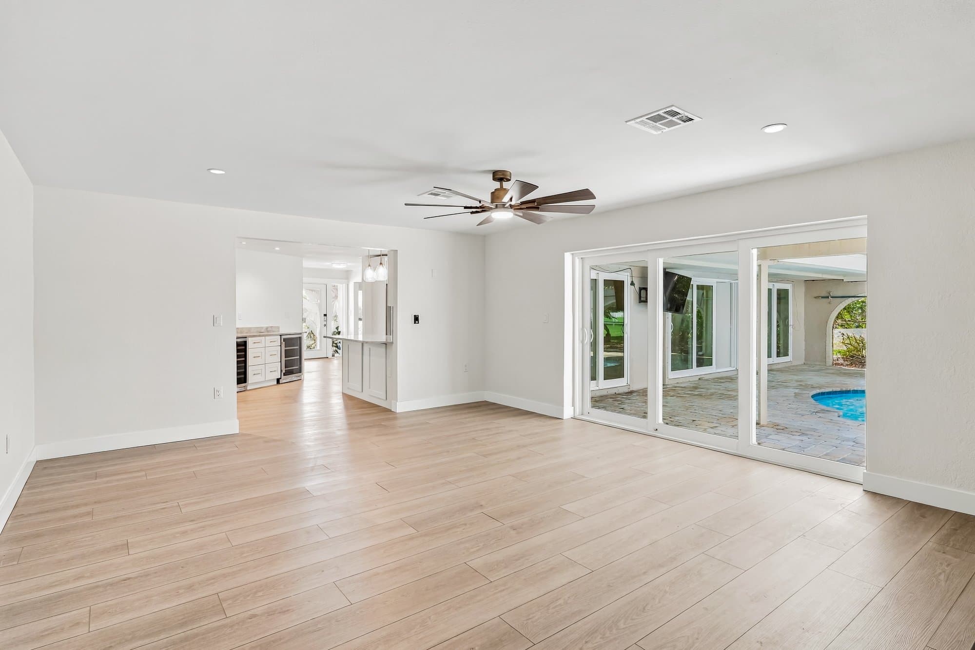 Seminole House: 7002 Greenbrier Dr