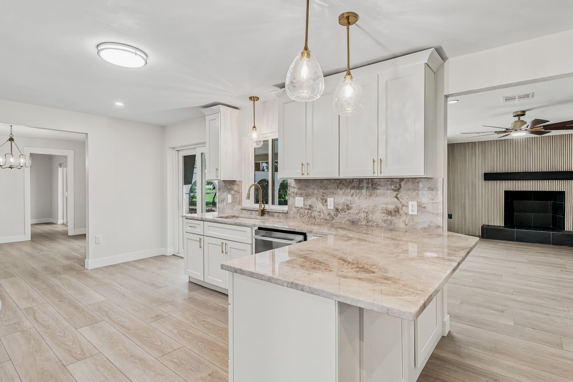 Seminole House: 7002 Greenbrier Dr